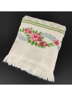 Vintage Tastemaker Floral Towel Pink Floral Roses Fringed Cotton Bathroom Decor